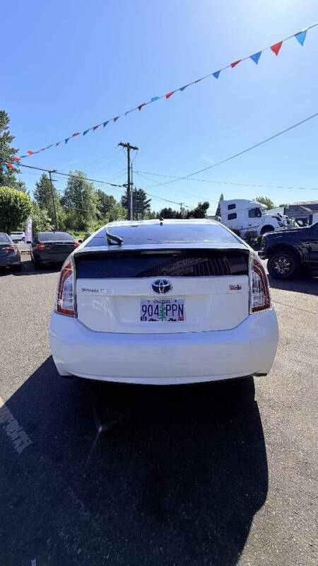 2013 Toyota Prius Two