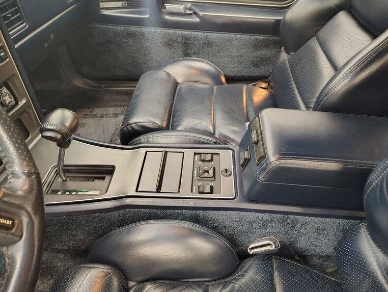 1989 Lincoln Mark VII LSC