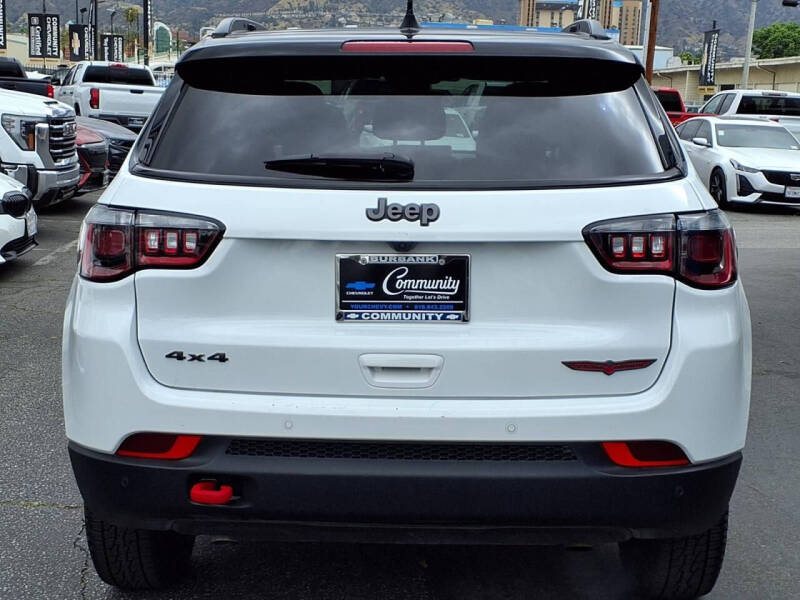 2025 Jeep Compass Trailhawk