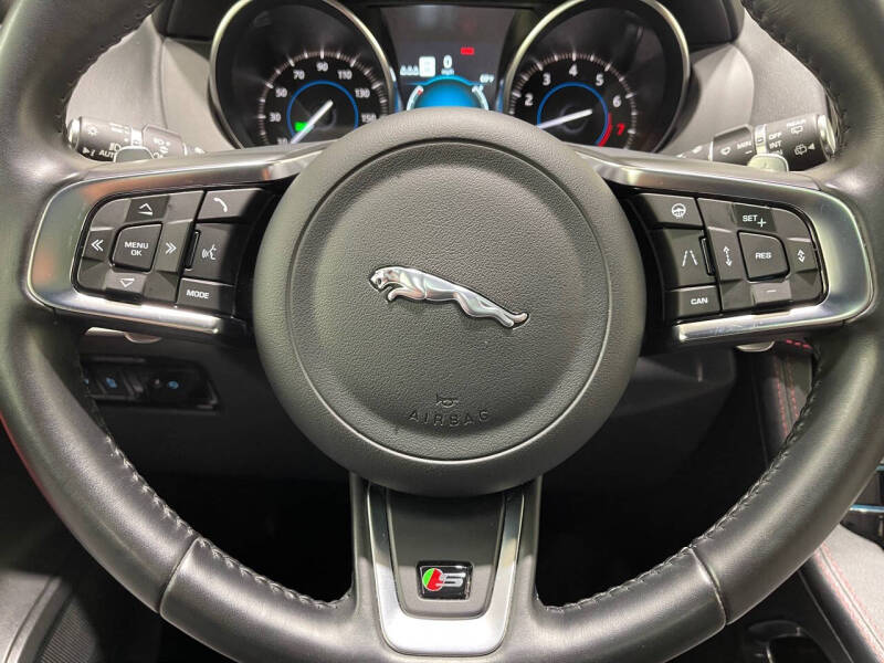 2020 Jaguar F-PACE S