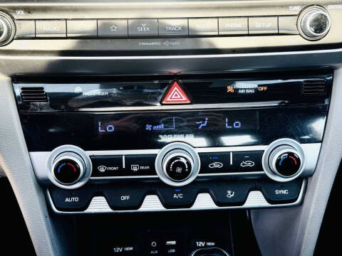 2020 Hyundai Elantra