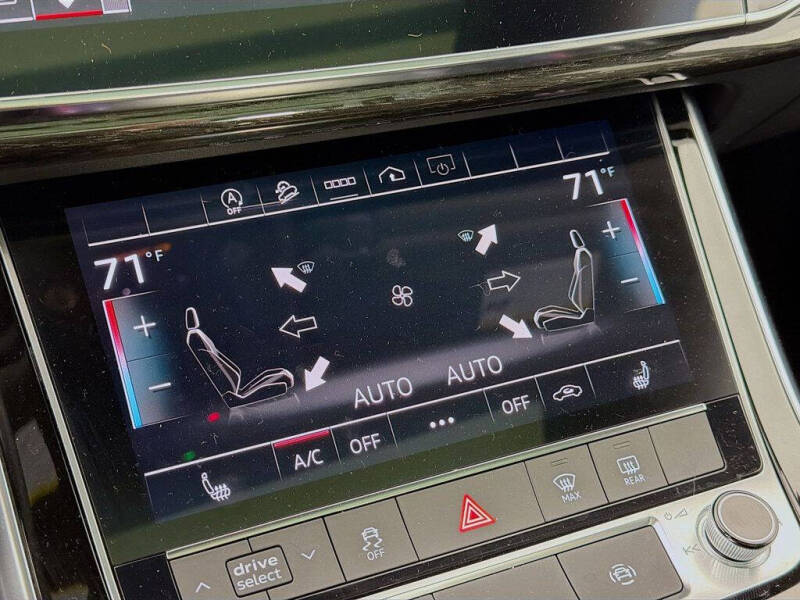 2022 Audi Q7 quattro Premium 55 TFSI