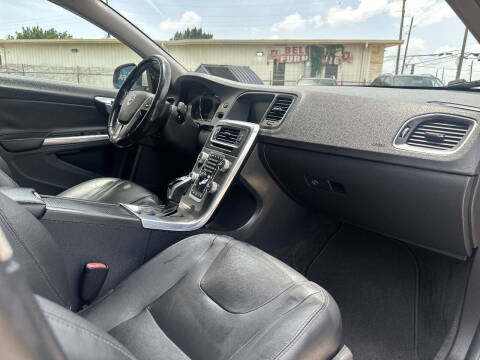 2015 Volvo V60 T5 Drive-E Premier