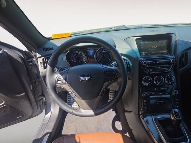 2016 Hyundai Genesis Coupe