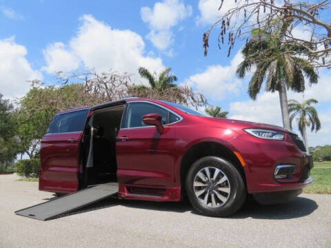 2021 Chrysler Pacifica Touring L