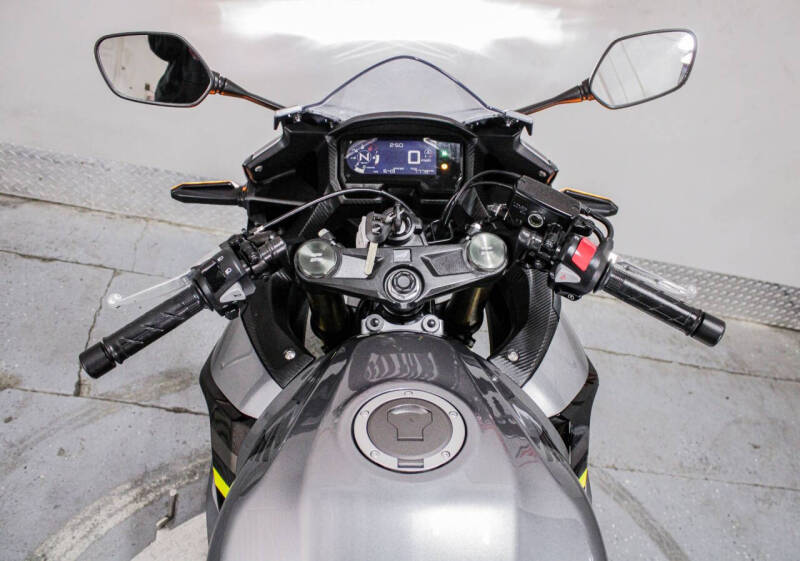 2022 Honda CBR500R ABS