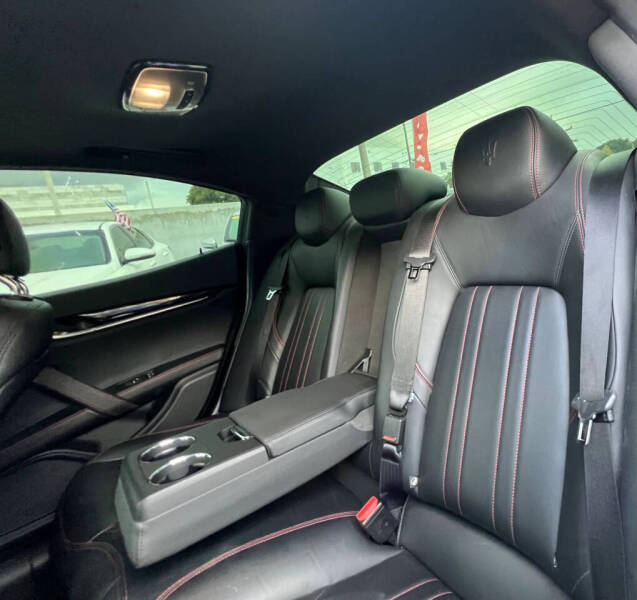 2017 Maserati Ghibli S Q4