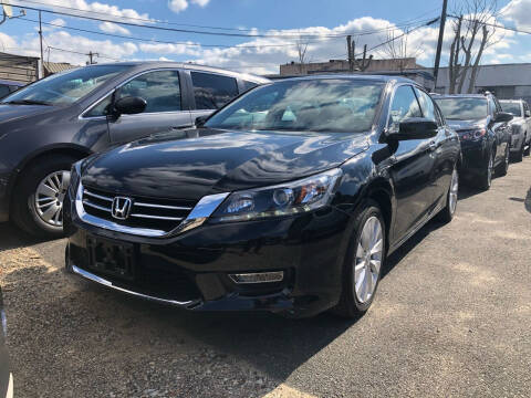 2013 Honda Accord for sale at OFIER AUTO SALES in Freeport NY