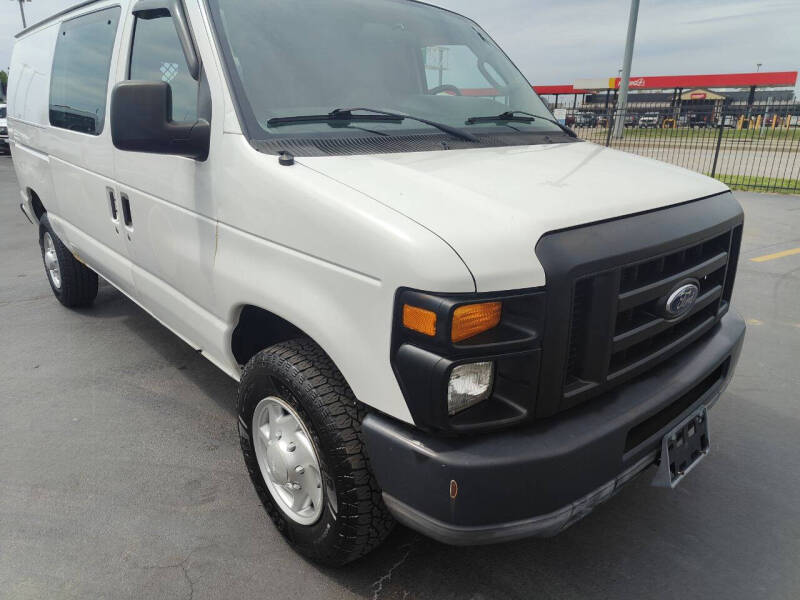 2013 Ford E-Series E-350 SD XL