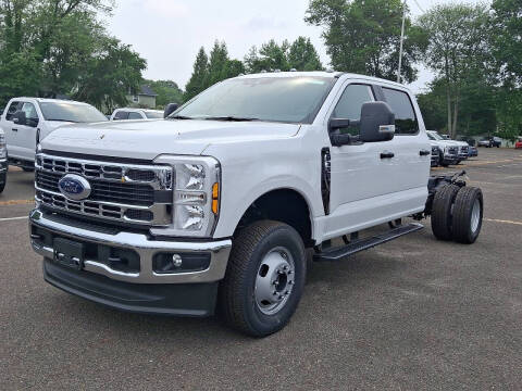 2025 Ford F-350 Super Duty XL