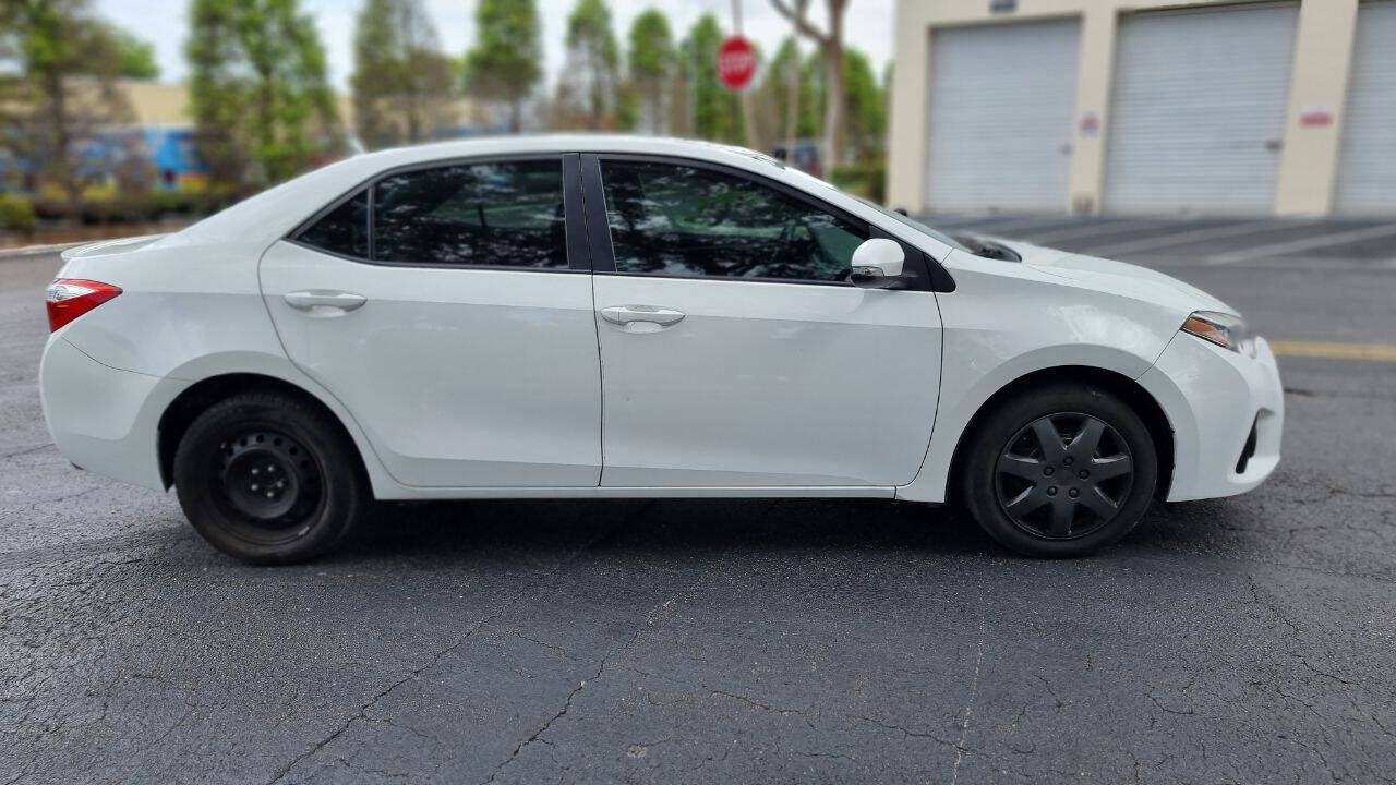 2016 Toyota Corolla  - $9,900