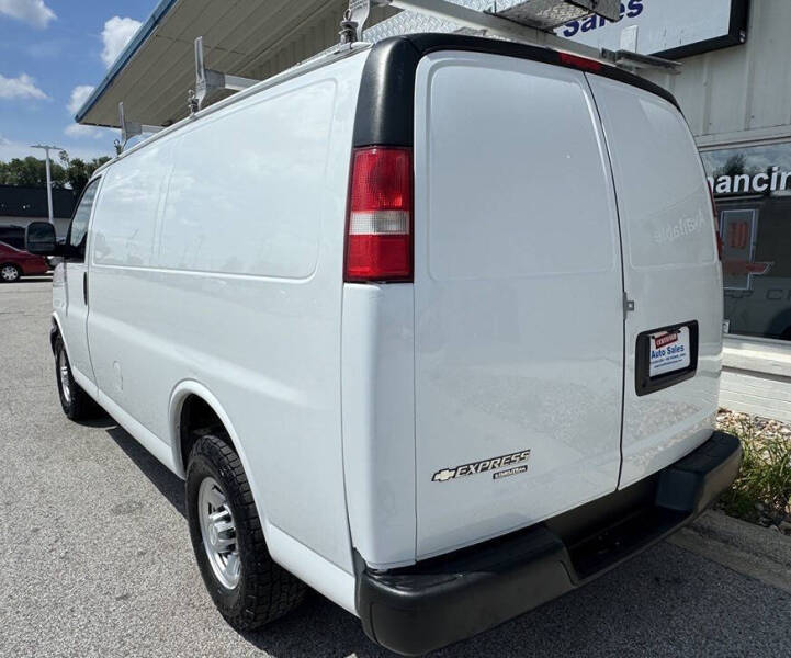 2015 Chevrolet Express 2500