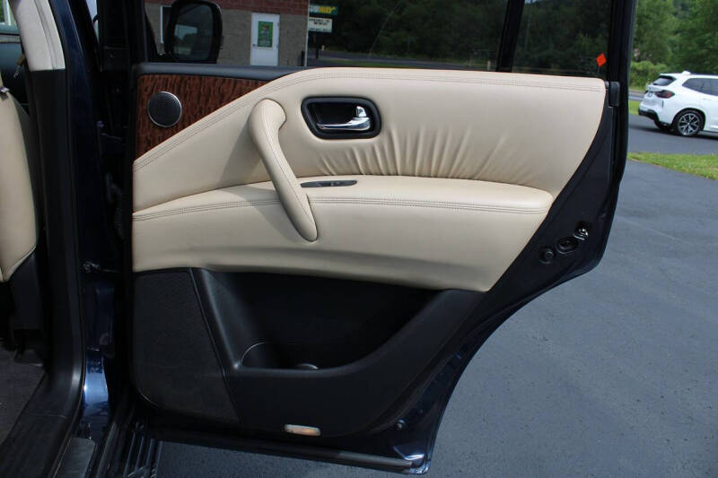 2017 Nissan Armada Platinum