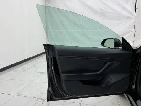 2018 Tesla Model 3 Mid Range