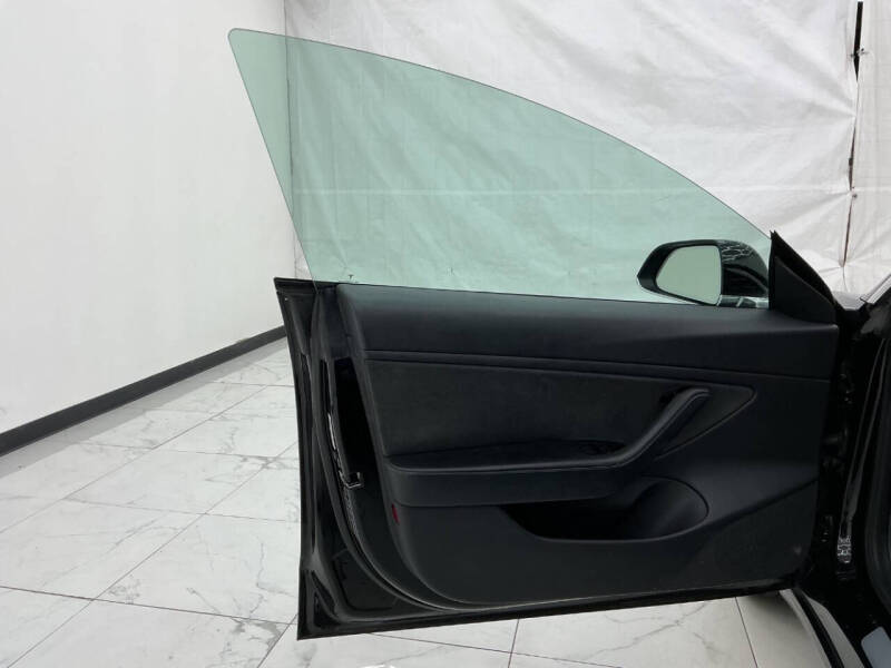 2018 Tesla Model 3 Mid Range