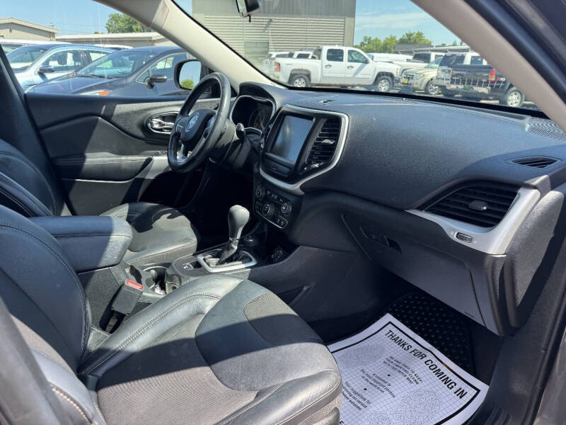 2018 Jeep Cherokee Latitude Plus