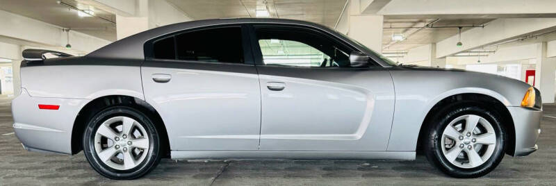 2014 Dodge Charger SE