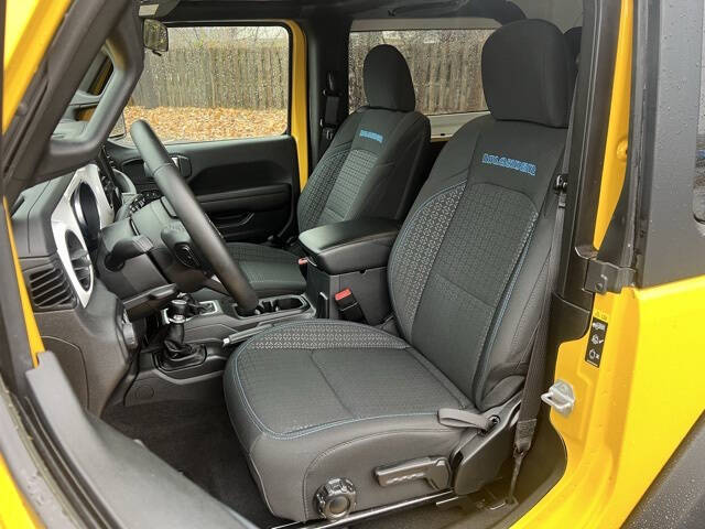 2021 Jeep Wrangler Islander