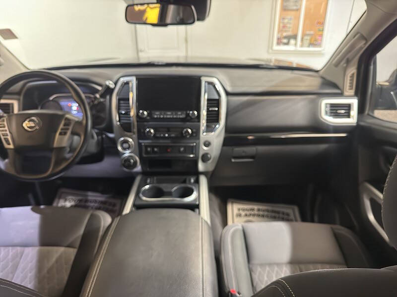 2021 Nissan Titan