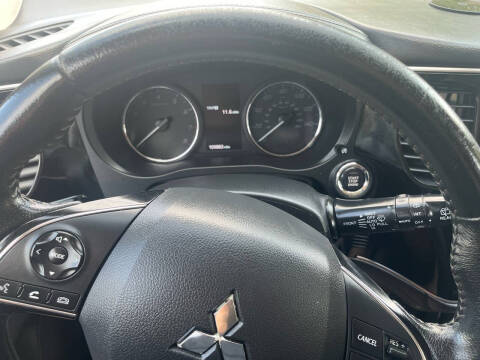 2019 Mitsubishi Outlander SEL