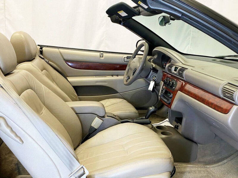 2002 Chrysler Sebring LXi