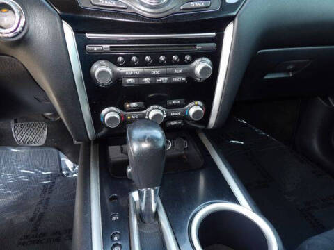 2013 Nissan Pathfinder SV