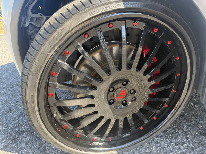 2020 Jaguar F-PACE SVR