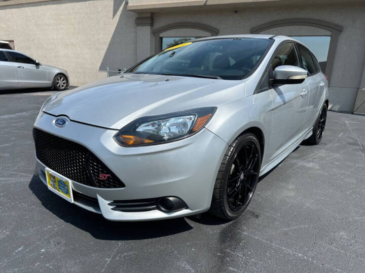 2014 Ford Focus for sale at Mr.C's AutoMart in Midlothian, IL