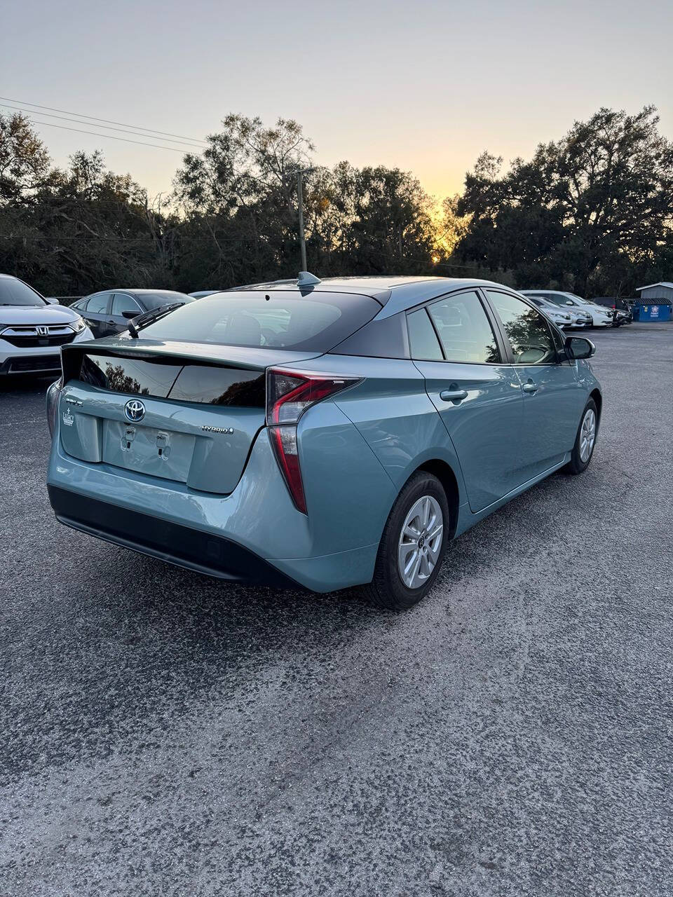 2016 Toyota Prius for sale at GRACELAND AUTO LLC in Thonotosassa, FL