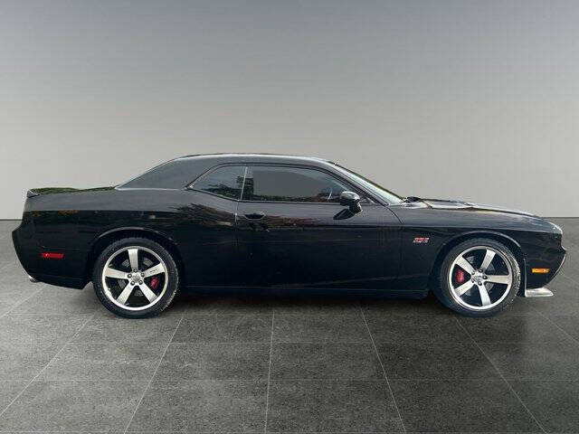 2011 Dodge Challenger SRT8 392