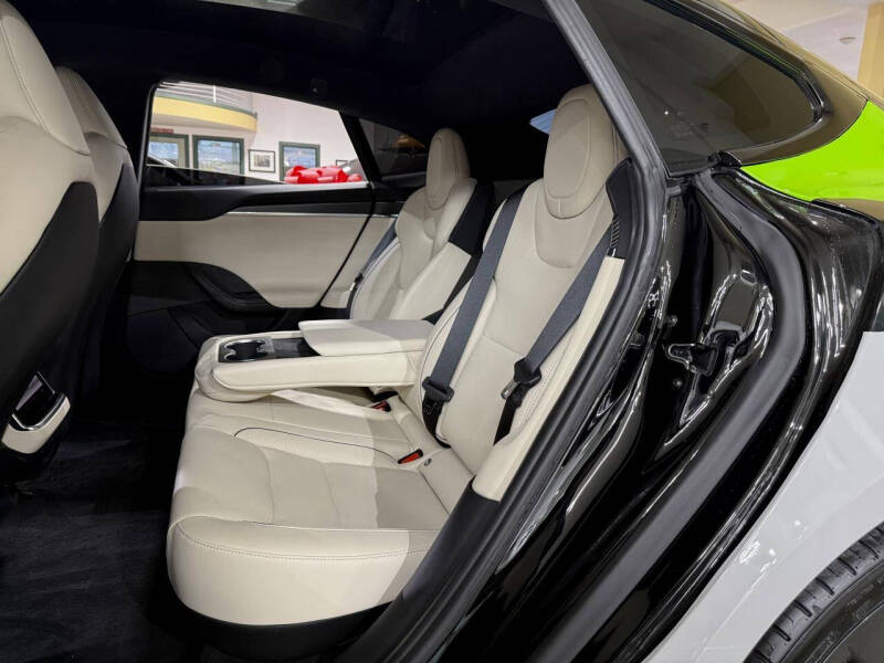 2021 Tesla Model S Plaid