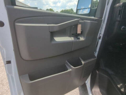 2025 Chevrolet Express 2500