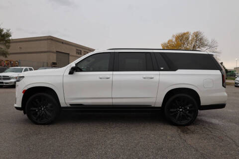 2023 Cadillac Escalade ESV Sport