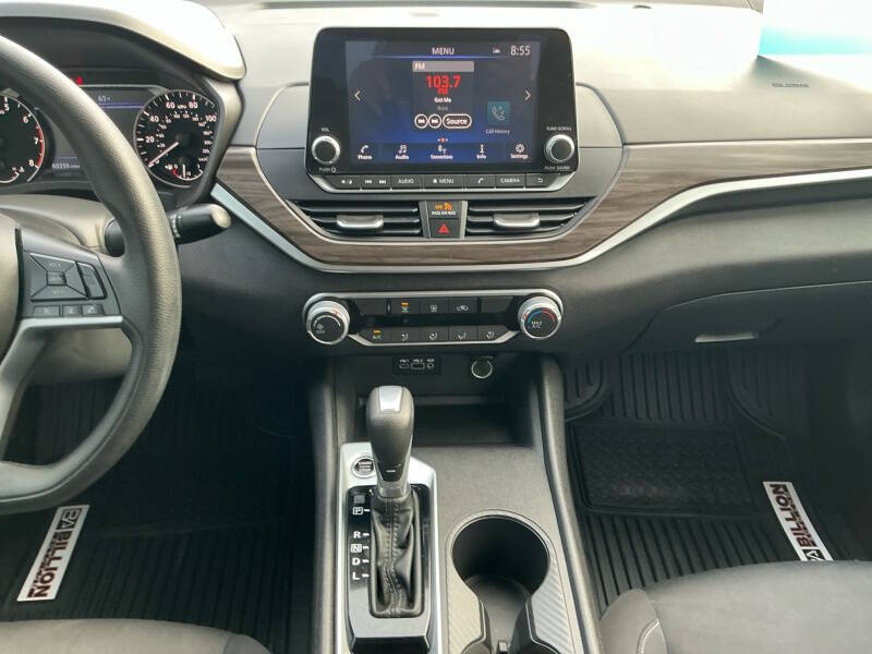 2025 Nissan Altima 2.5 SV