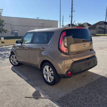 2014 Kia Soul +