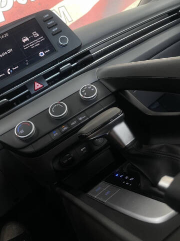 2021 Hyundai Elantra