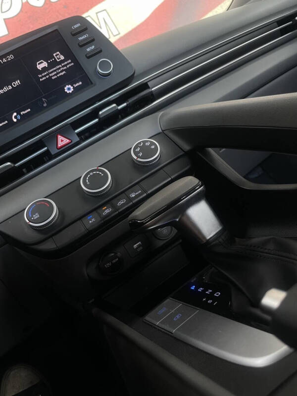 2021 Hyundai Elantra