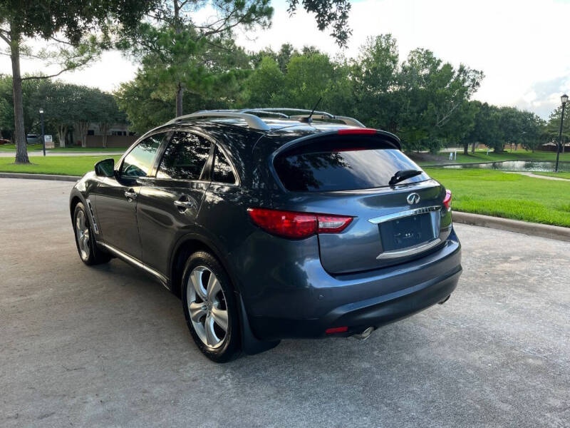 2011 Infiniti FX35