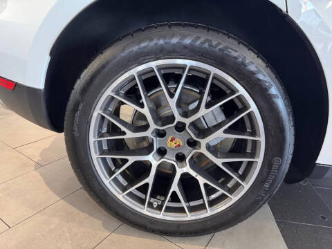 2016 Porsche Macan S