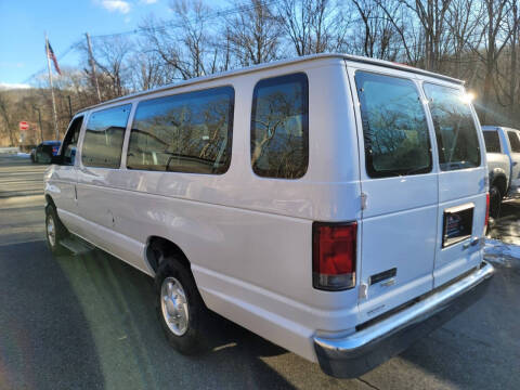 2014 Ford E-Series E-350 SD XLT