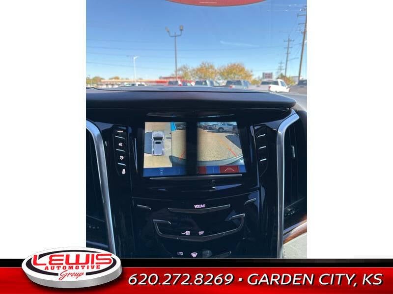 2020 Cadillac Escalade for sale at Lewis Chevrolet of Garden City in Garden City, KS