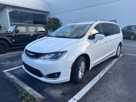 2018 Chrysler Pacifica Touring L Plus
