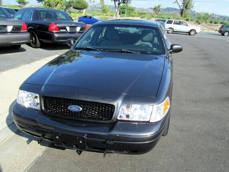 2011 Ford Crown Victoria