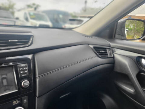 2017 Nissan Rogue SL