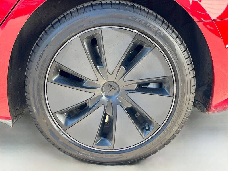 2025 Tesla Model 3 Long Range