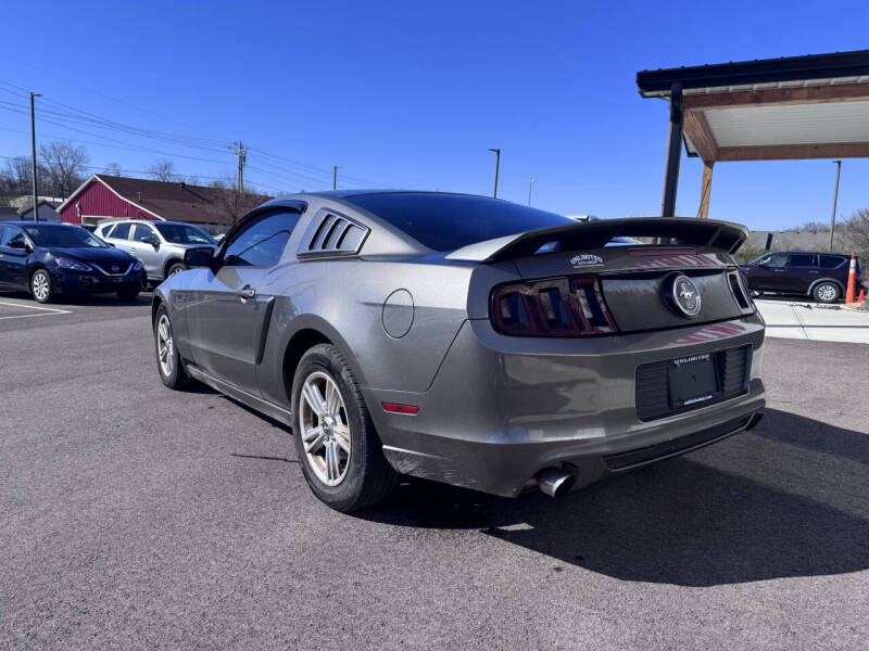 2013 Ford Mustang V6