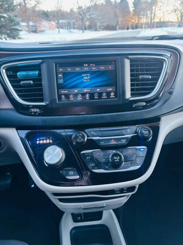 2018 Chrysler Pacifica L