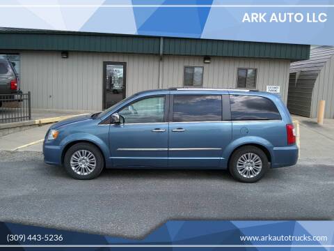 2012 Chrysler Town and Country for sale at ARK AUTO LLC in Roanoke IL