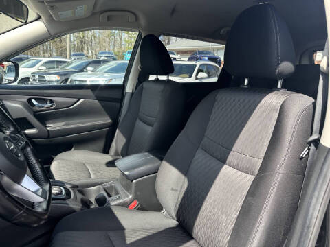 2020 Nissan Rogue SV