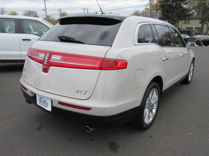 2019 Lincoln MKT